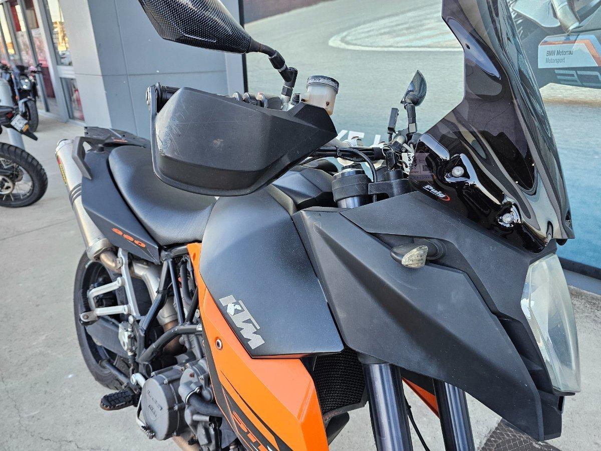 2009 KTM 990 SUPERMOTO T ROAD
