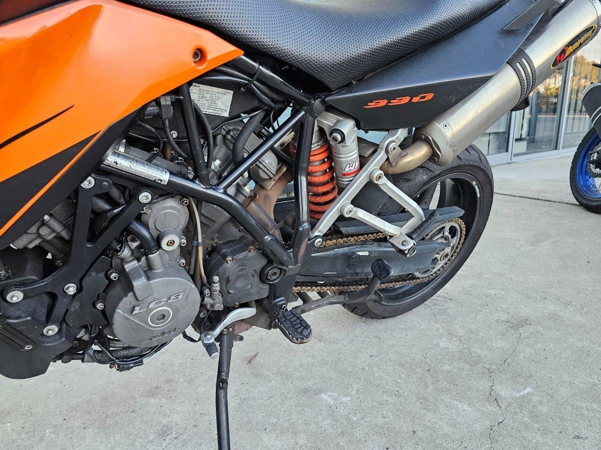 2009 KTM 990 SUPERMOTO T ROAD