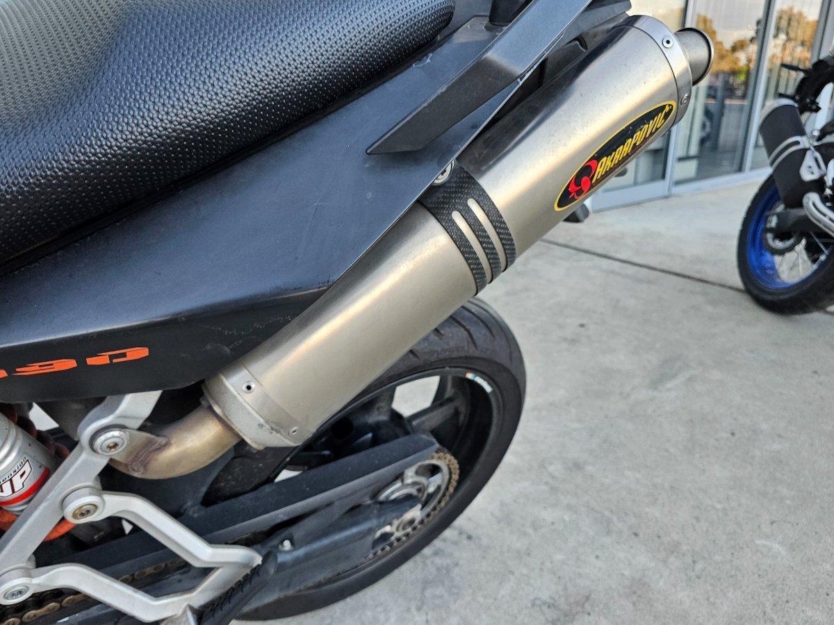 2009 KTM 990 SUPERMOTO T ROAD