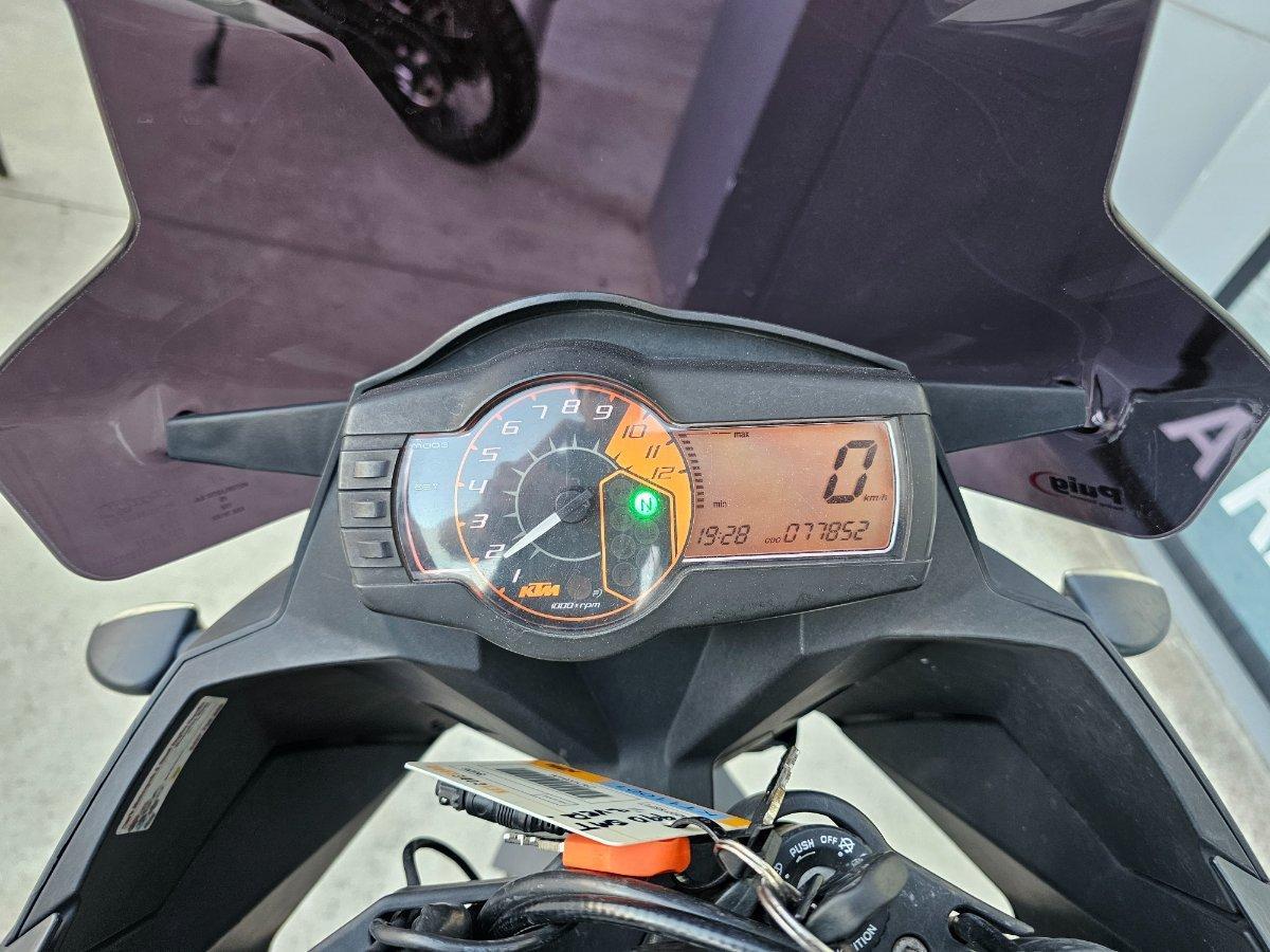 2009 KTM 990 SUPERMOTO T ROAD