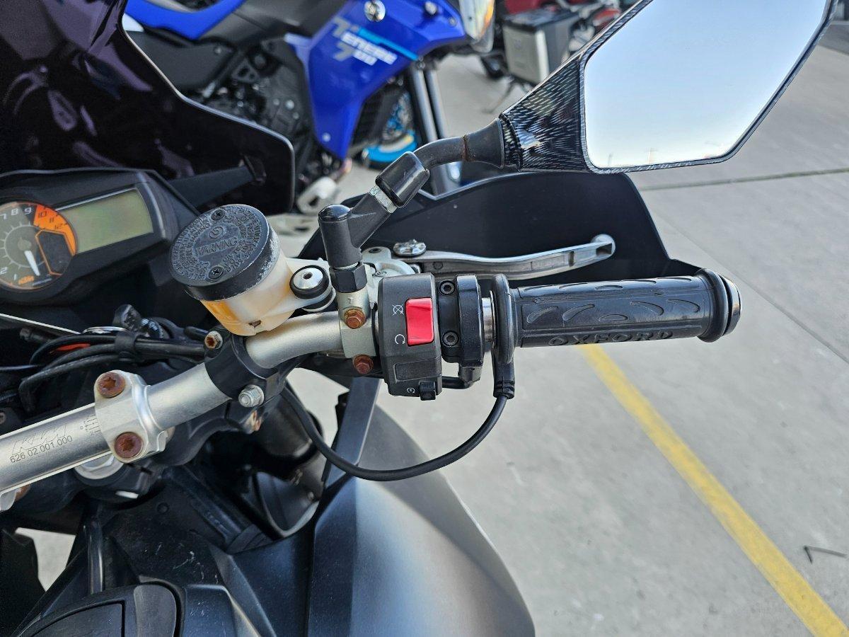 2009 KTM 990 SUPERMOTO T ROAD
