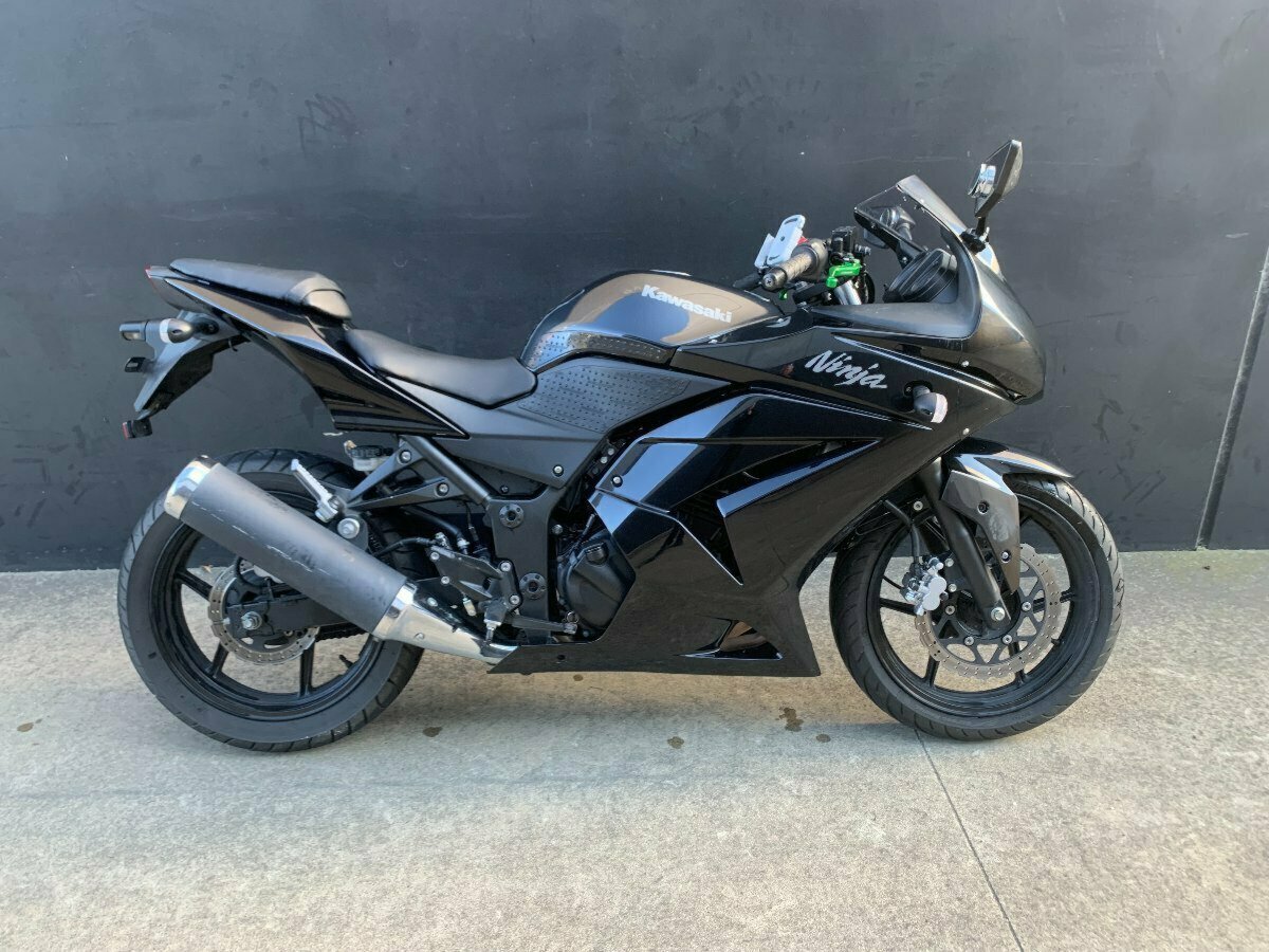 2011 KAWASAKI NINJA 250R (EX250) SPORTS