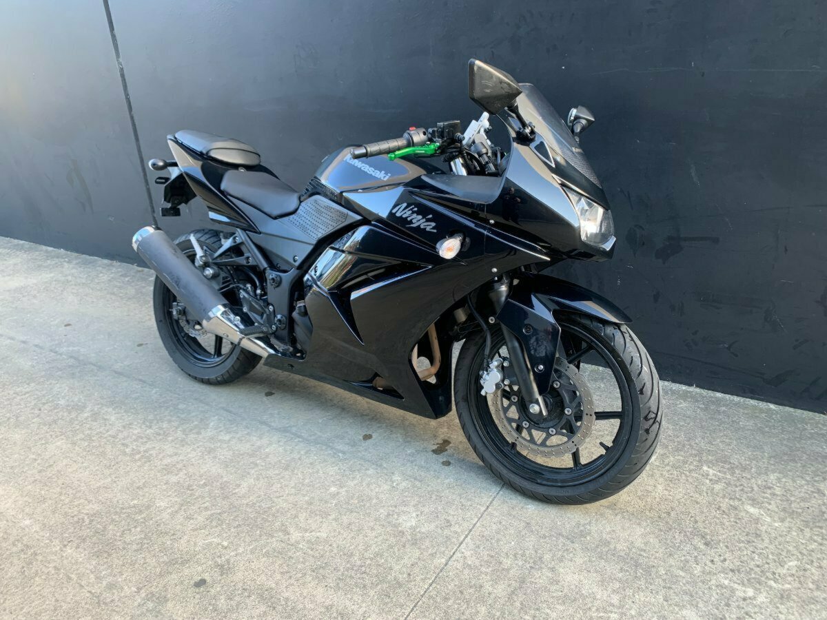 2011 KAWASAKI NINJA 250R (EX250) SPORTS