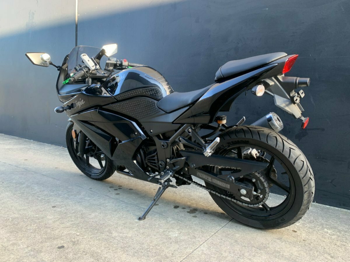 2011 KAWASAKI NINJA 250R (EX250) SPORTS
