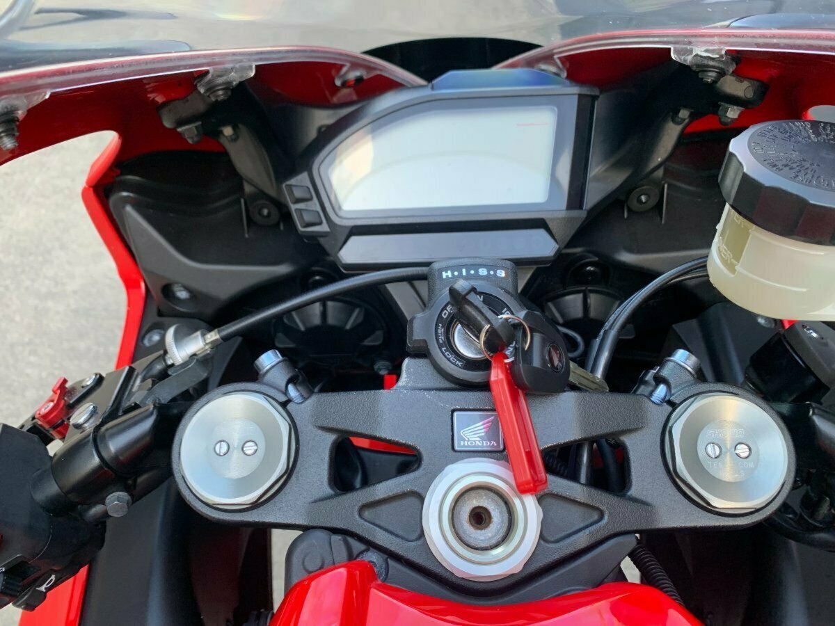 2015 HONDA CBR1000RR (FIREBLADE) SPORTS