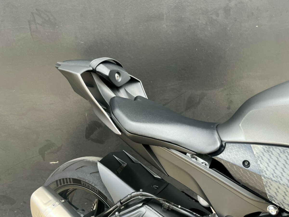 2021 YAMAHA YZF-R6 SPORTS