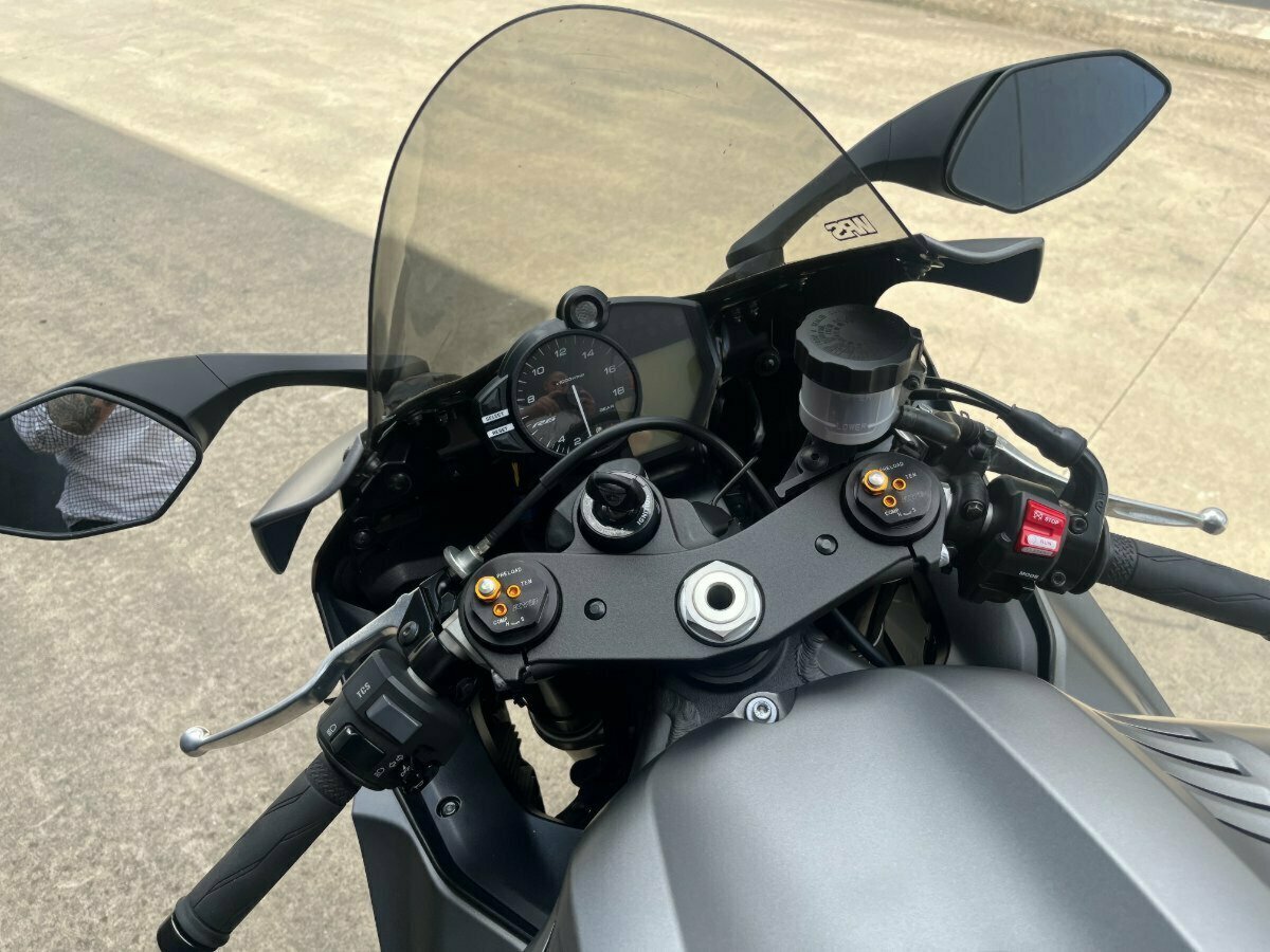2021 YAMAHA YZF-R6 SPORTS