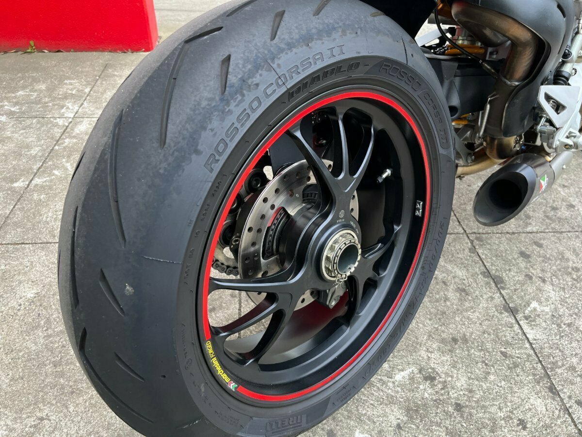 2021 DUCATI STREETFIGHTER V4 S SPORTS