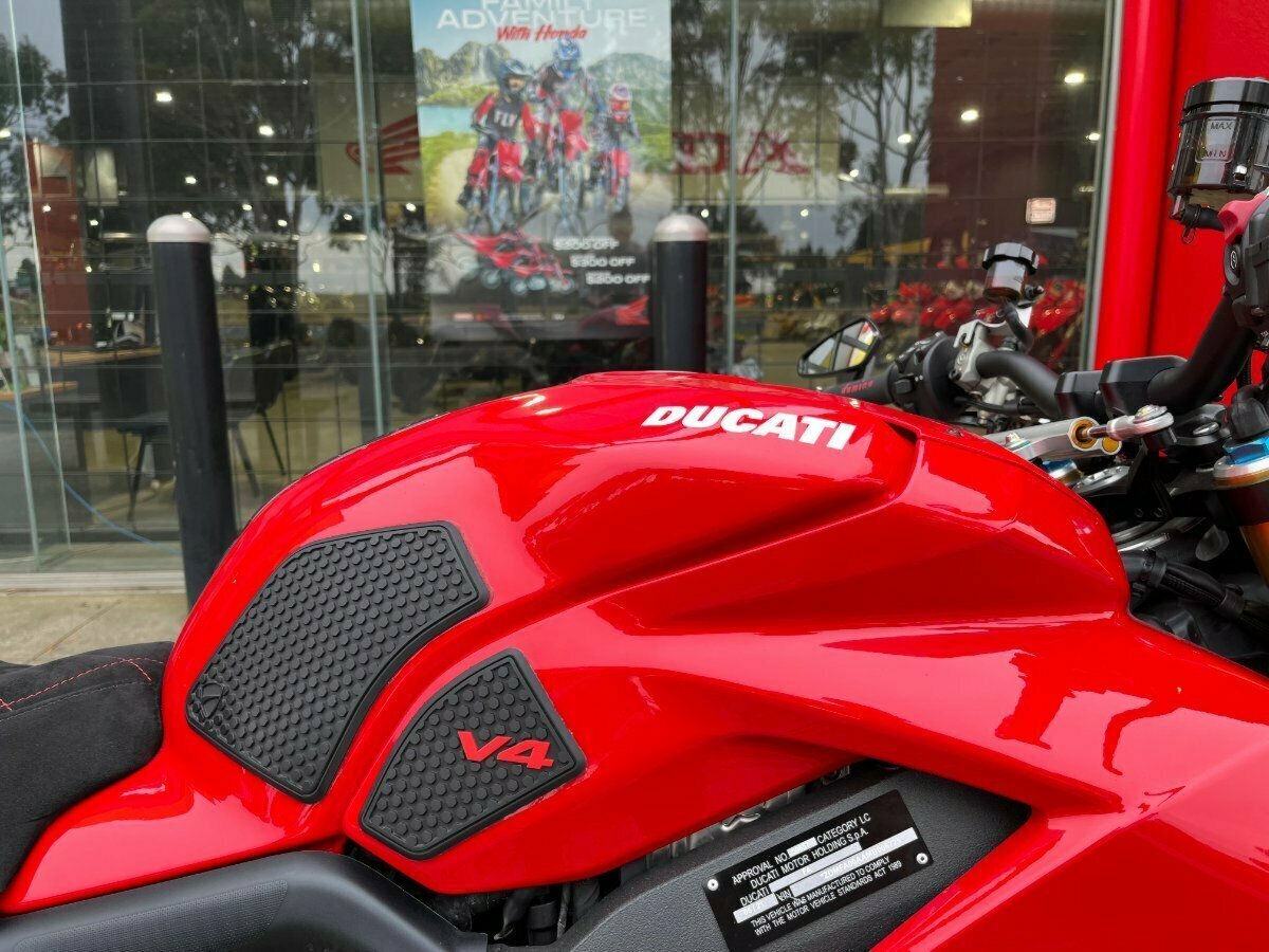 2021 DUCATI STREETFIGHTER V4 S SPORTS
