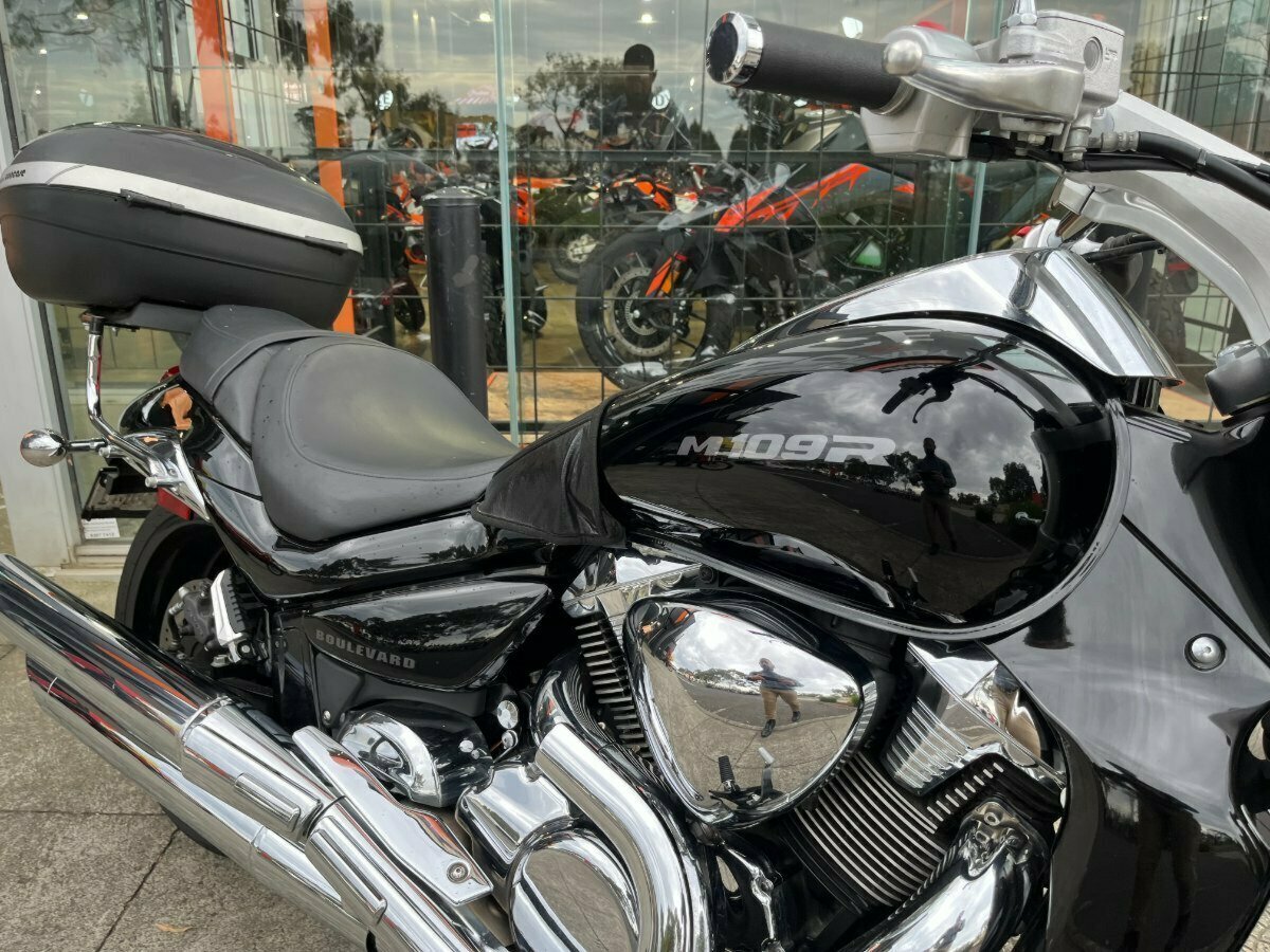 2017 SUZUKI VZR 1800BZ BOULEVARD (M109R) CRUISER