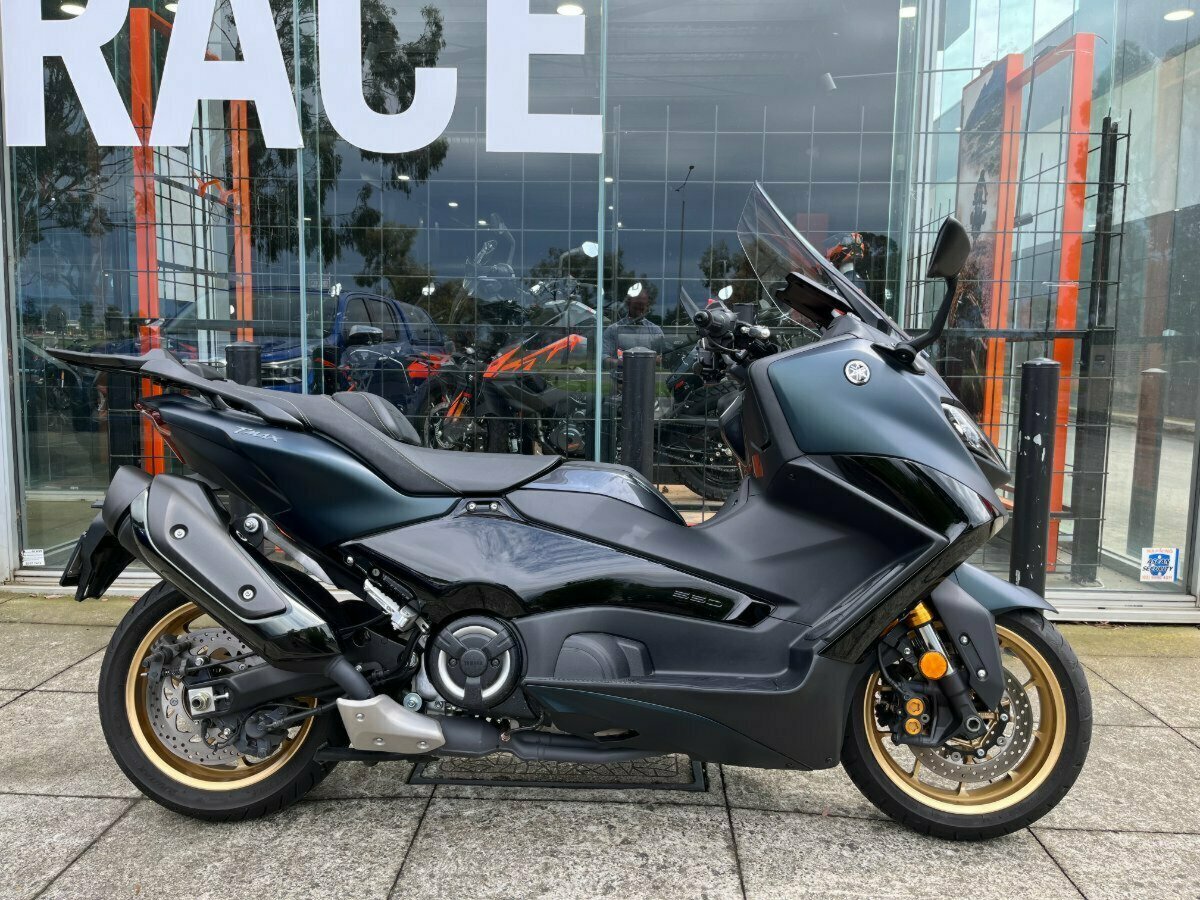 2023 YAMAHA TMAX 560 (ABS) SCOOTER