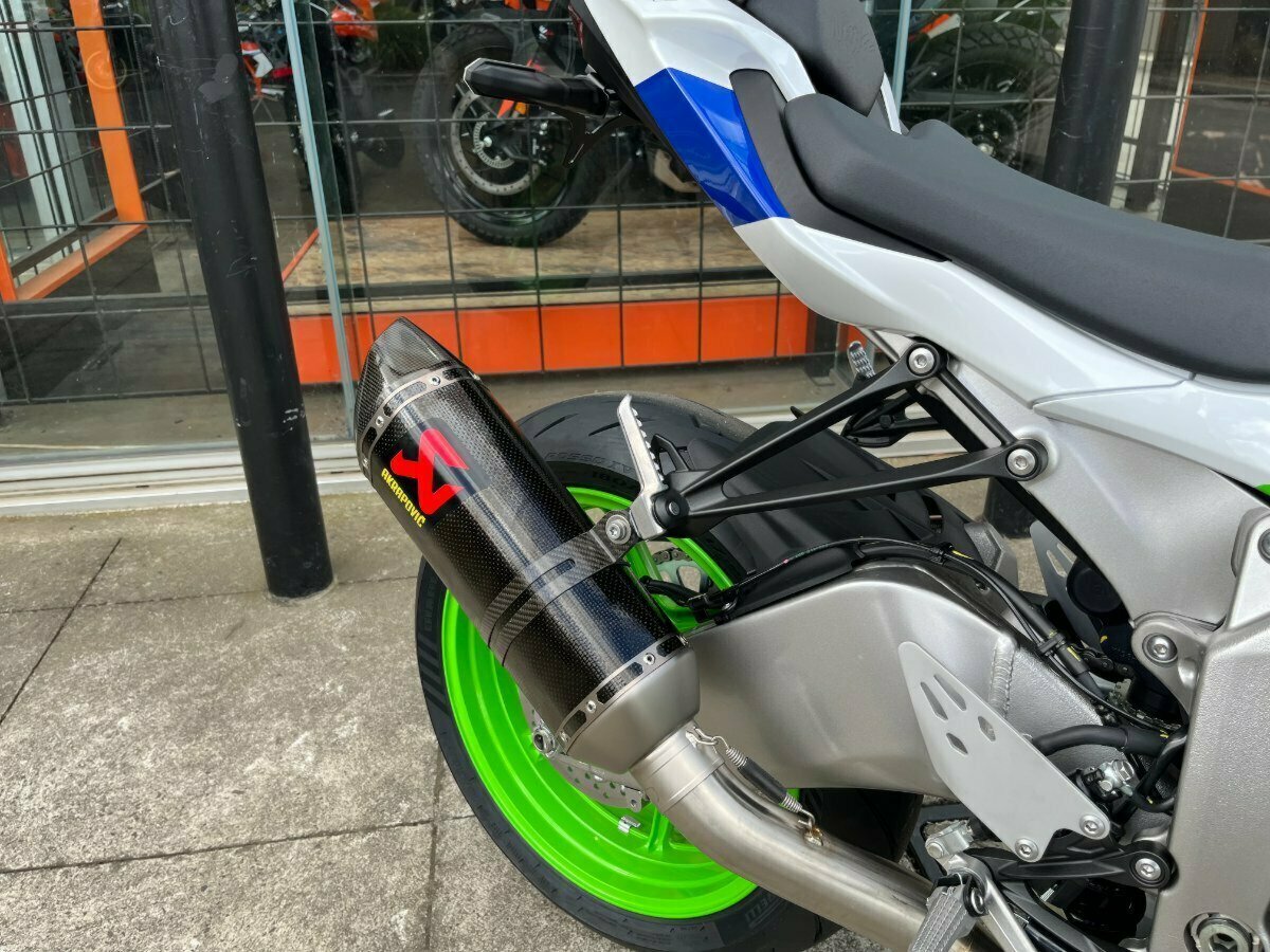 2024 KAWASAKI ZX-6R (ZX636) NINJA SPORTS