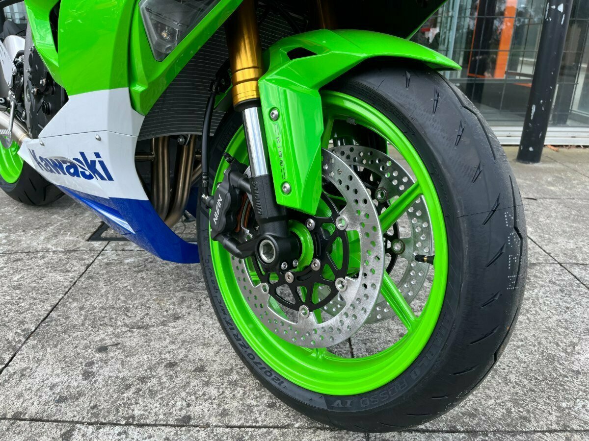 2024 KAWASAKI ZX-6R (ZX636) NINJA SPORTS