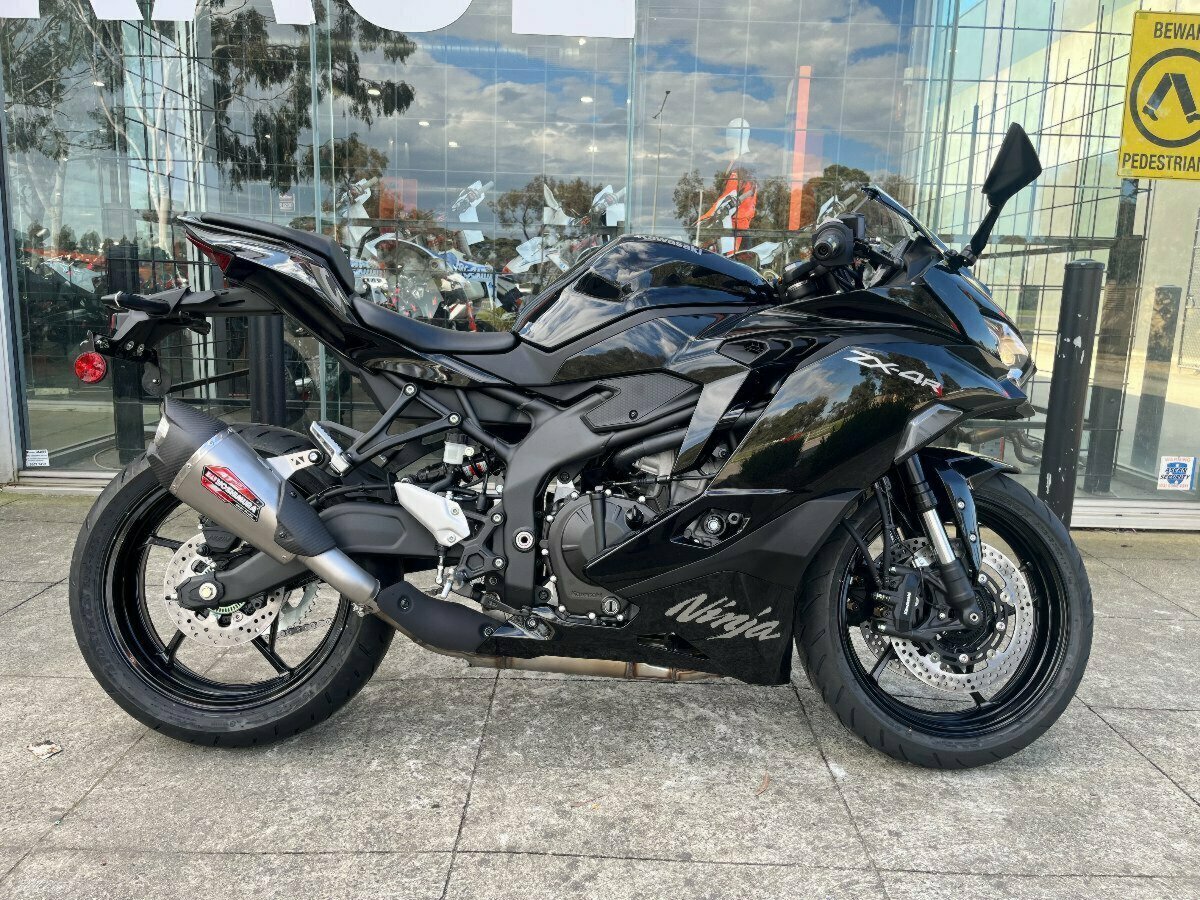 2024 KAWASAKI NINJA 400 ZX-4R SPORTS