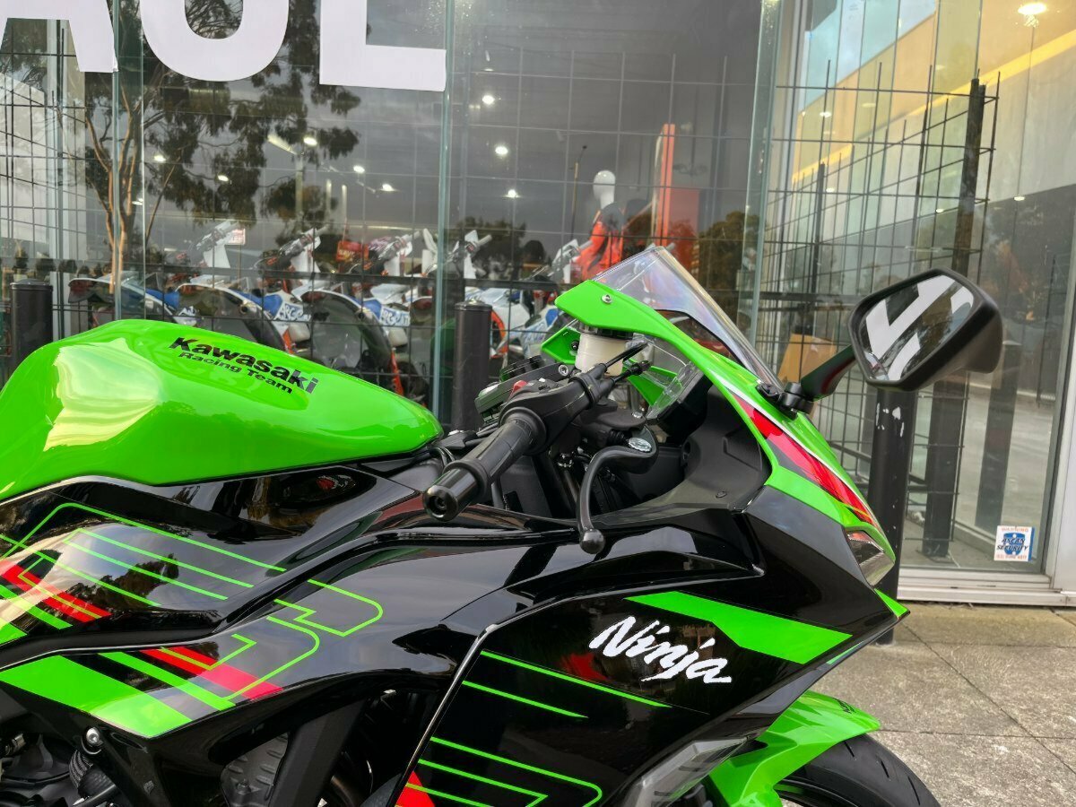 2024 KAWASAKI ZX-6R (ZX636) NINJA SPORTS