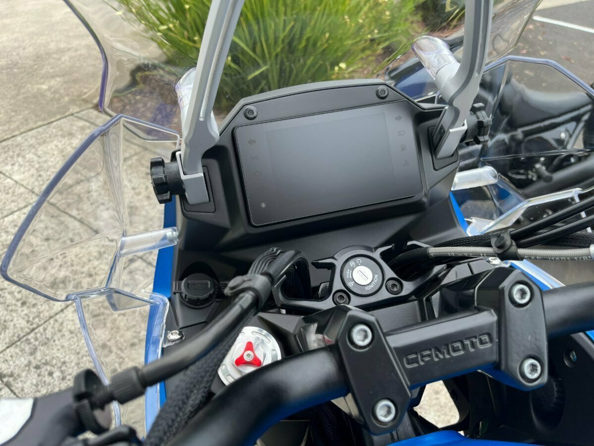 2024 CF MOTO 650MT ABS ROAD