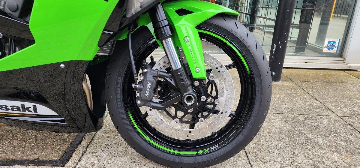 2025 KAWASAKI NINJA ZX-6R ABS (636) KRT EDITION SPORTS