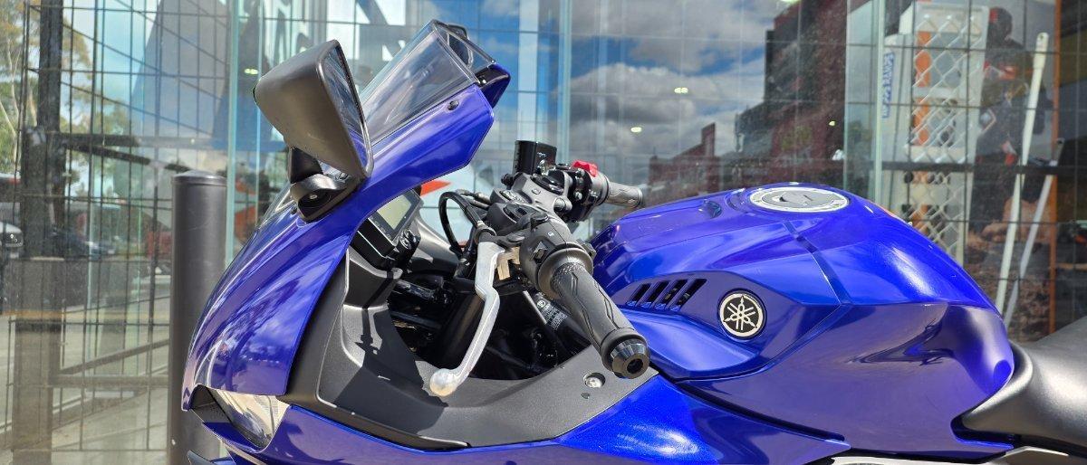 2024 YAMAHA YZF-R3 SPORTS