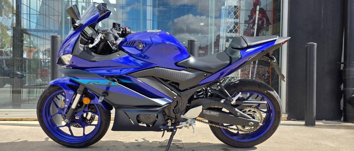 2024 YAMAHA YZF-R3 SPORTS