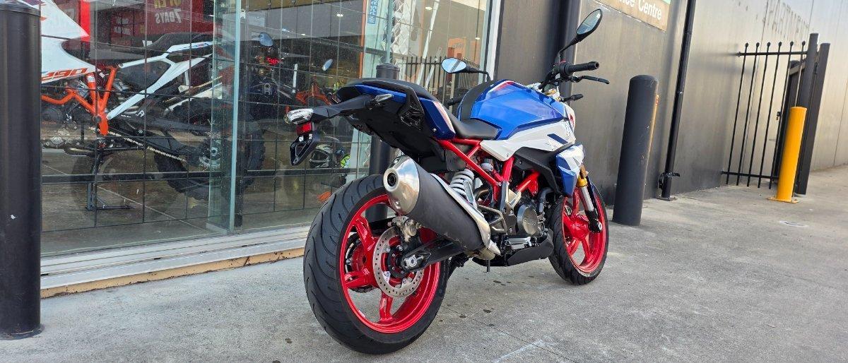 2024 BMW G 310 R SPORTS