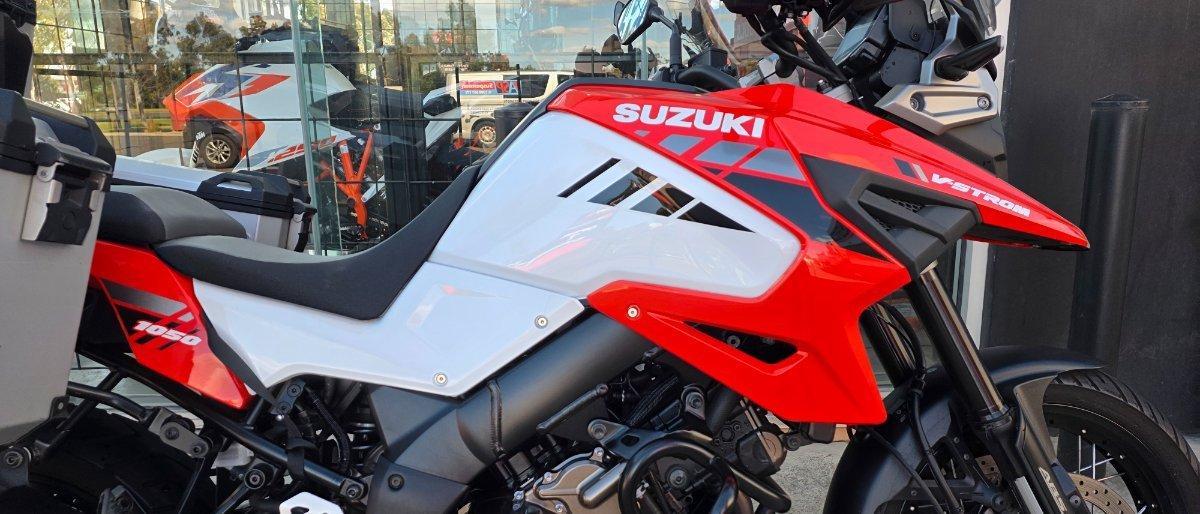 2021 SUZUKI V-STROM 1050 XT (DL1050RC) DUAL SPORTS