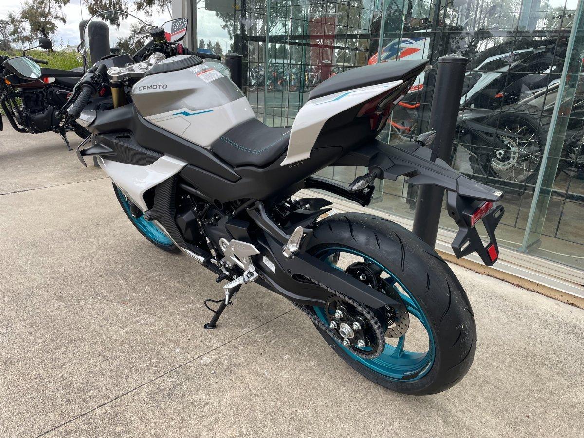 2025 CF MOTO 450 SR S ABS ROAD