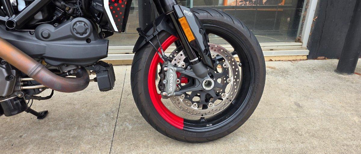 2022 DUCATI HYPERMOTARD 950 RVE DUAL SPORTS