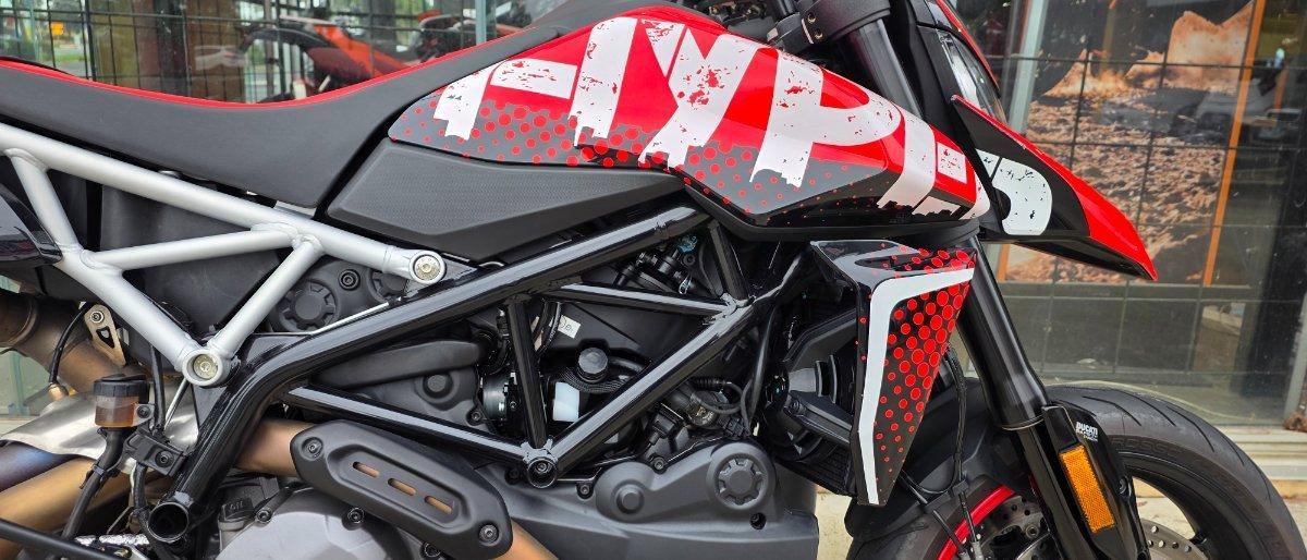 2022 DUCATI HYPERMOTARD 950 RVE DUAL SPORTS