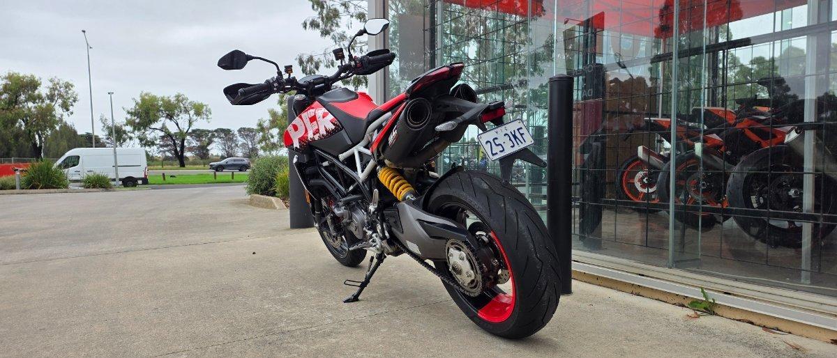 2022 DUCATI HYPERMOTARD 950 RVE DUAL SPORTS