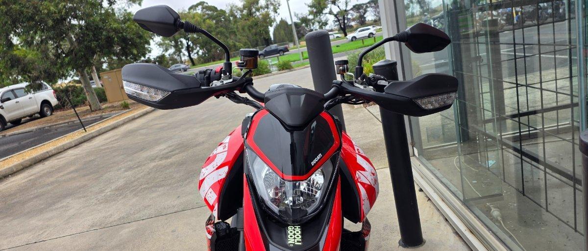 2022 DUCATI HYPERMOTARD 950 RVE DUAL SPORTS