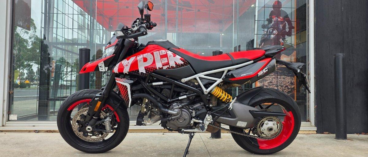 2022 DUCATI HYPERMOTARD 950 RVE DUAL SPORTS