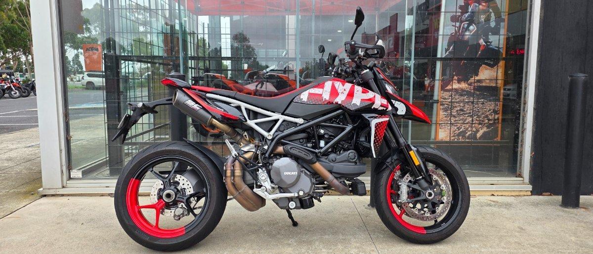 2022 DUCATI HYPERMOTARD 950 RVE DUAL SPORTS
