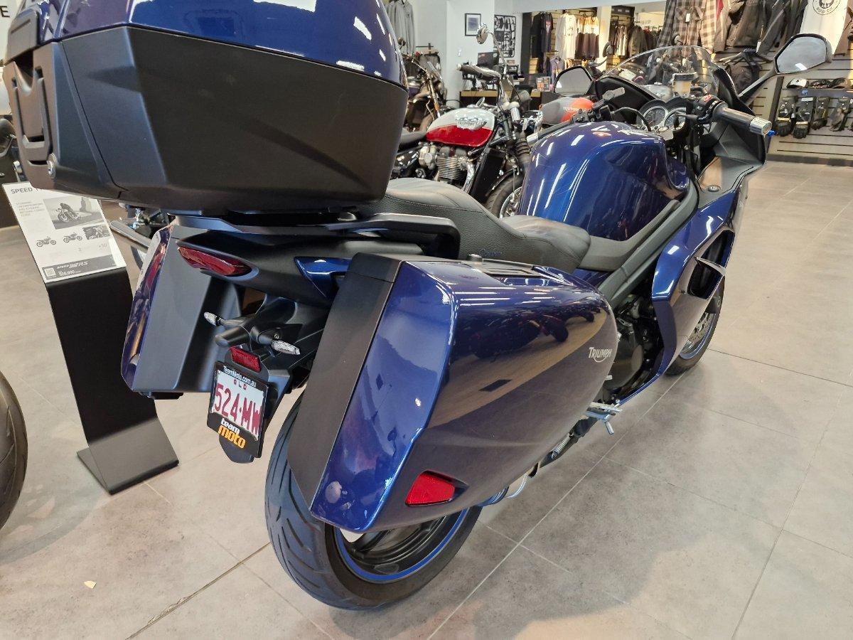 2011 TRIUMPH SPRINT GT SPORTS