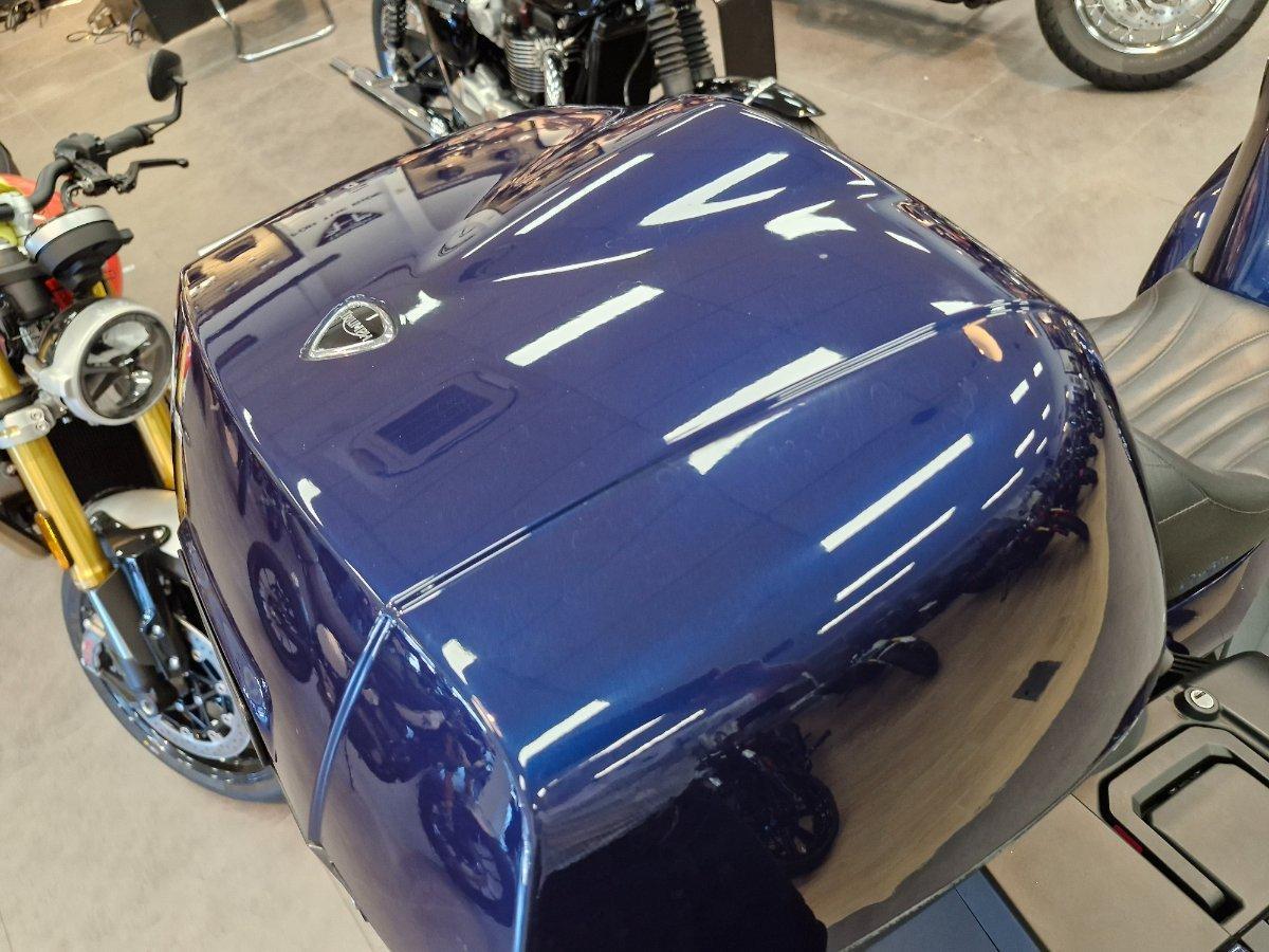 2011 TRIUMPH SPRINT GT SPORTS