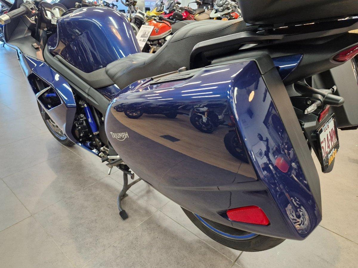 2011 TRIUMPH SPRINT GT SPORTS