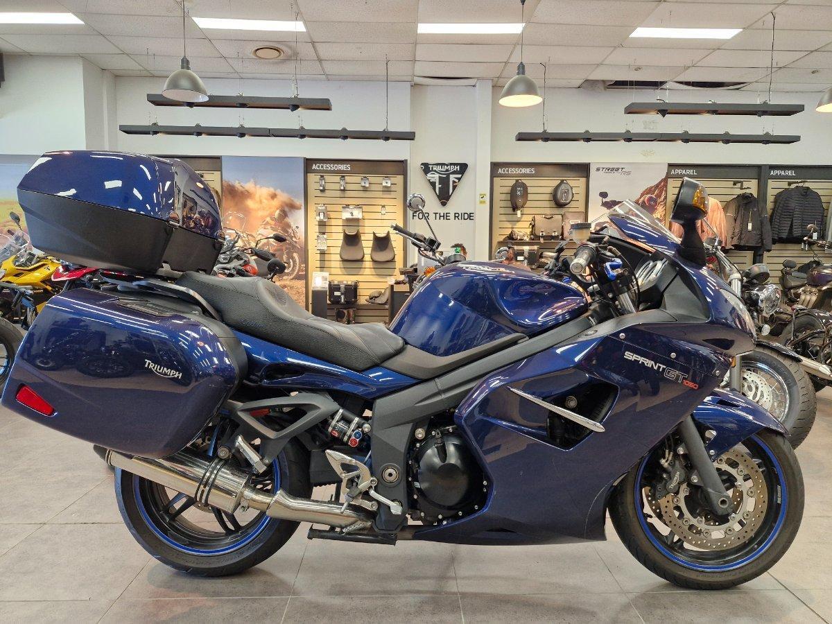 2011 TRIUMPH SPRINT GT SPORTS