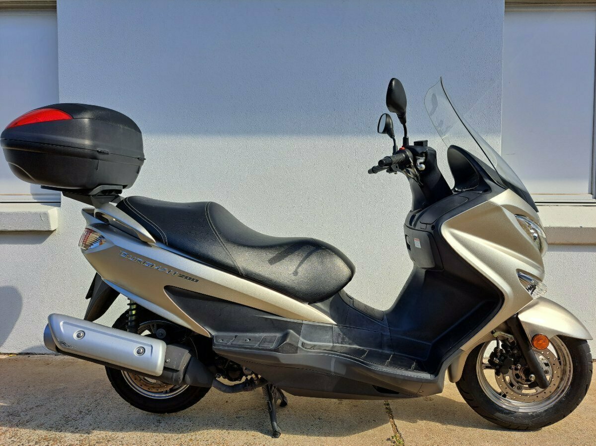 2015 SUZUKI BURGMAN 200 L4 CONTINUOUS VARIABLE SCOOTER