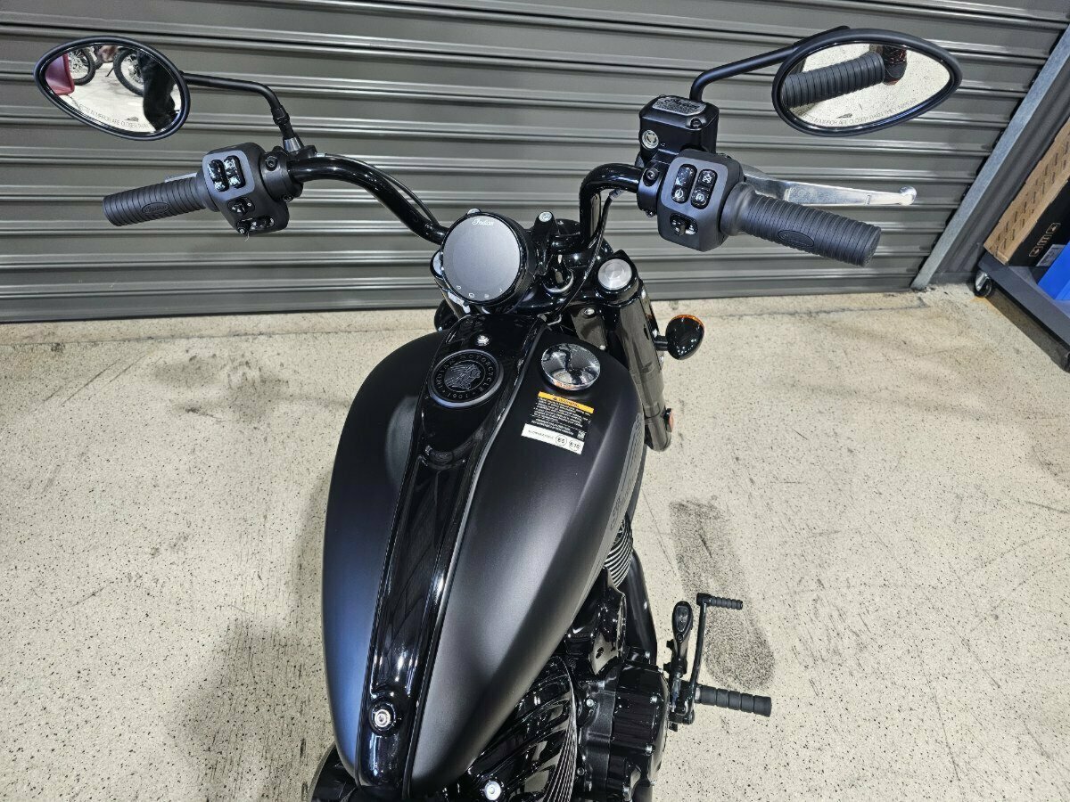2024 INDIAN CHIEF BOBBER DARK HORSE TOURER