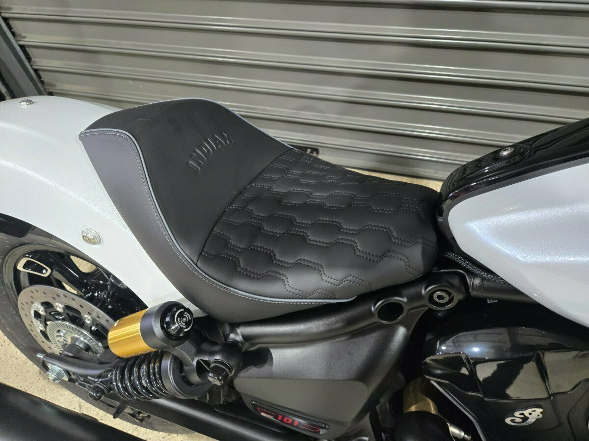 2025 INDIAN SCOUT 101 LIMITED CRUISER