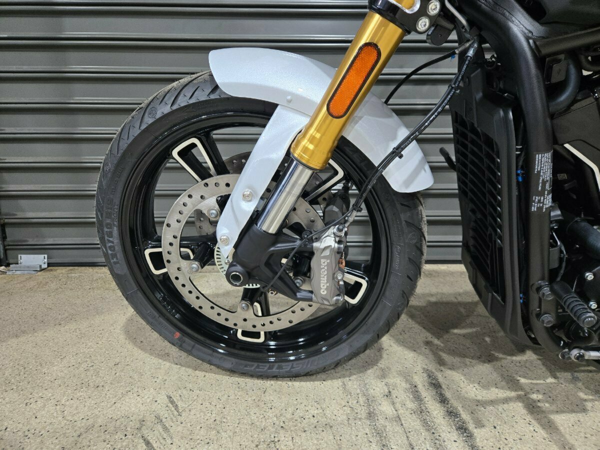 2025 INDIAN SCOUT 101 LIMITED CRUISER