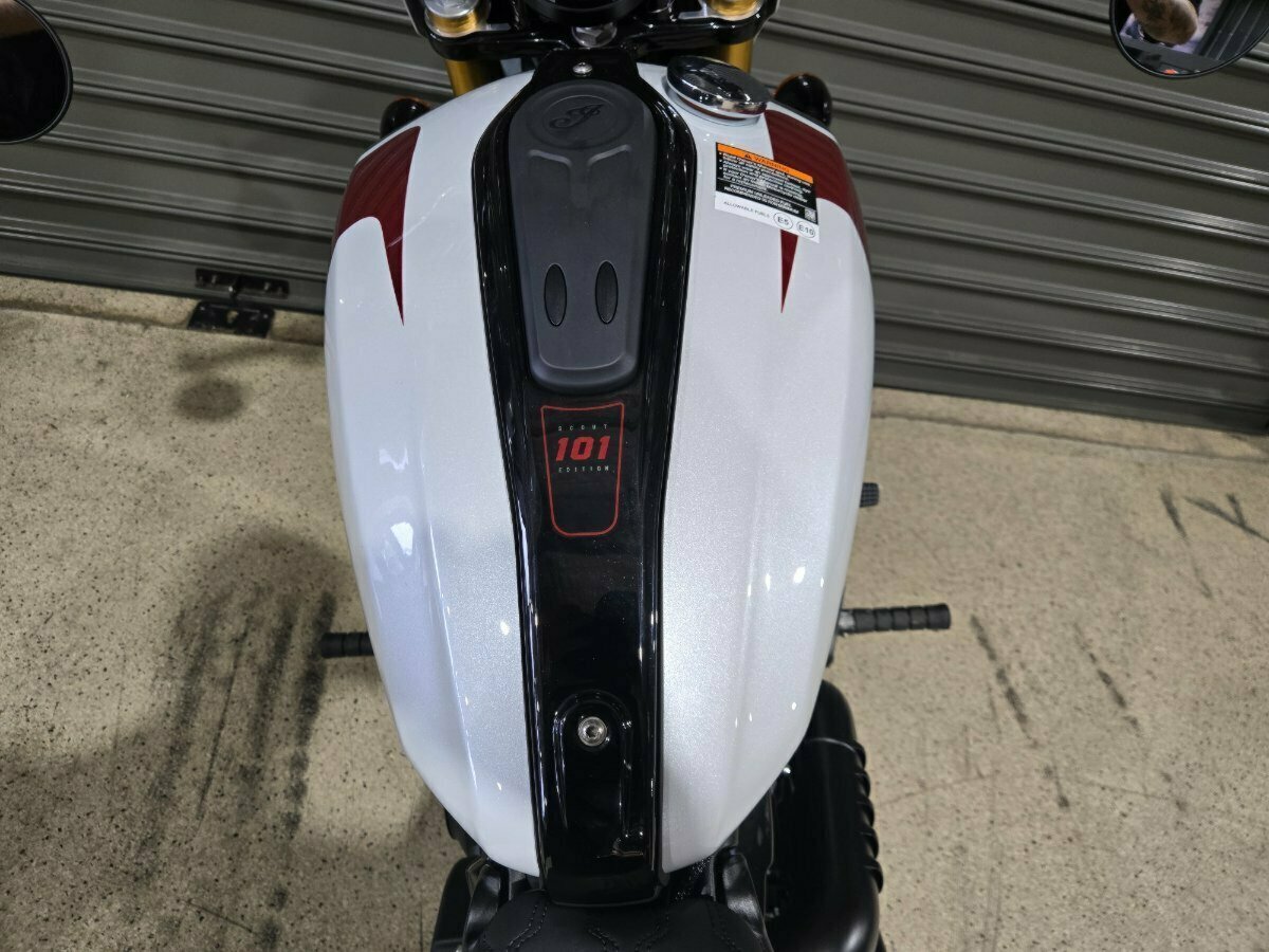 2025 INDIAN SCOUT 101 LIMITED CRUISER