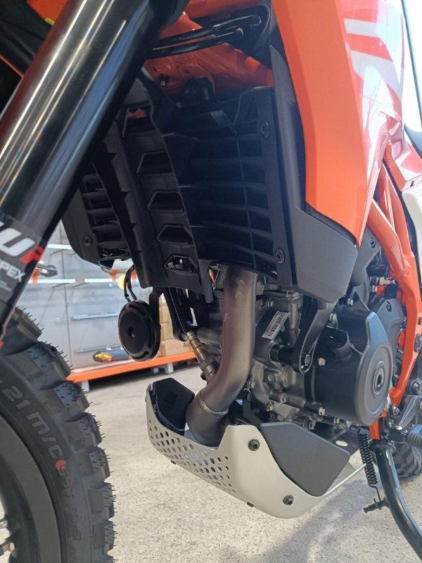 2025 KTM 390 ENDURO R