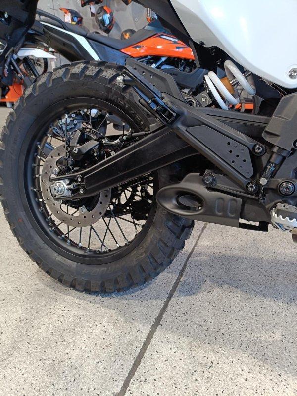 2025 KTM 390 ENDURO R