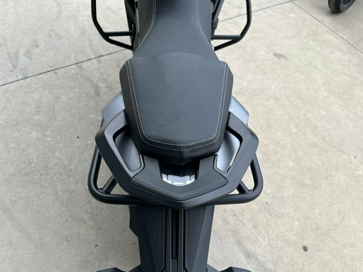 2023 CFMOTO 650MT ABS ROAD