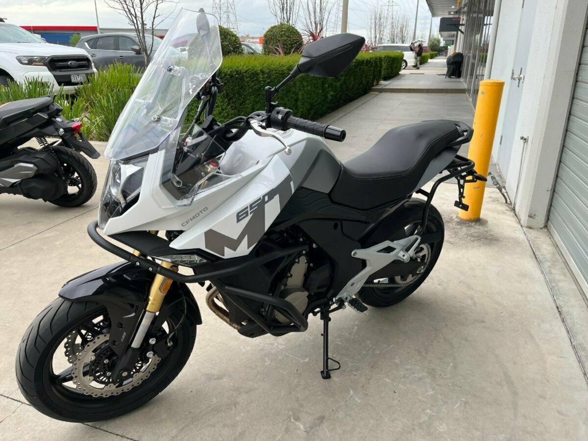 2023 CFMOTO 650MT ABS ROAD