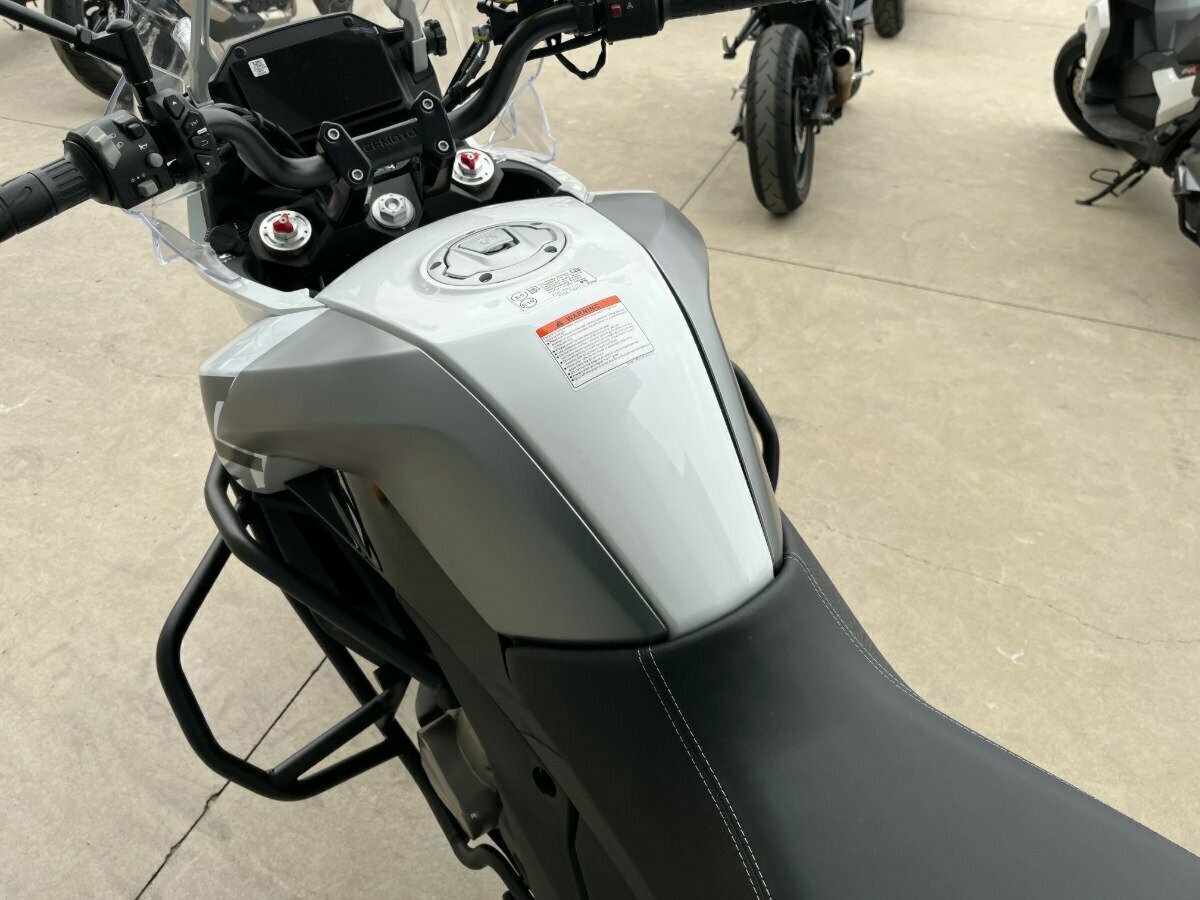 2023 CFMOTO 650MT ABS ROAD