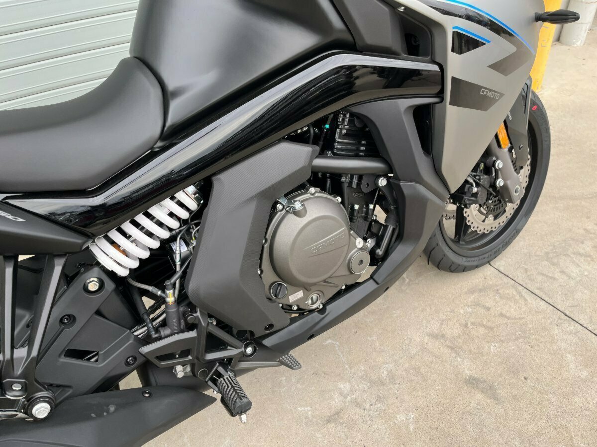 2023 CFMOTO 650 GT ABS ROAD