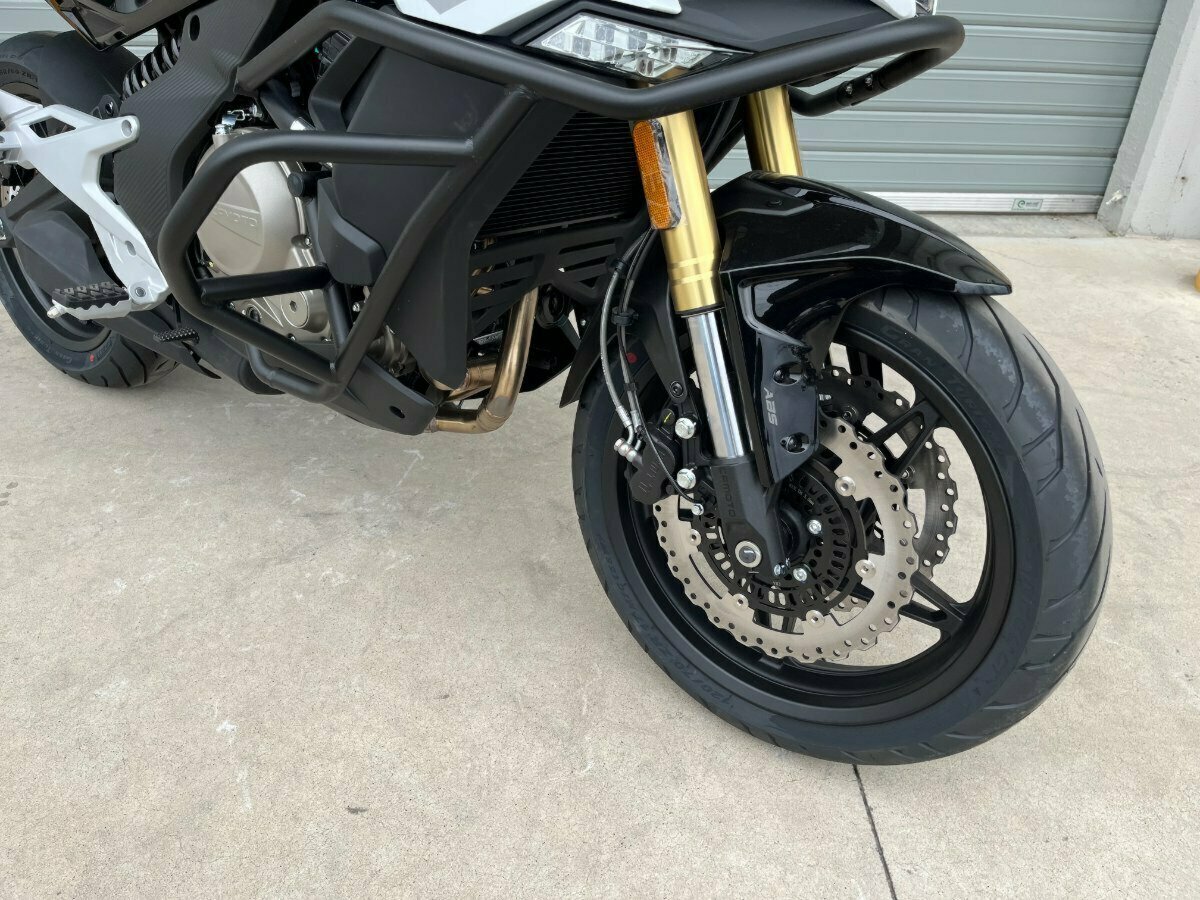 2022 CFMOTO 650MT ABS