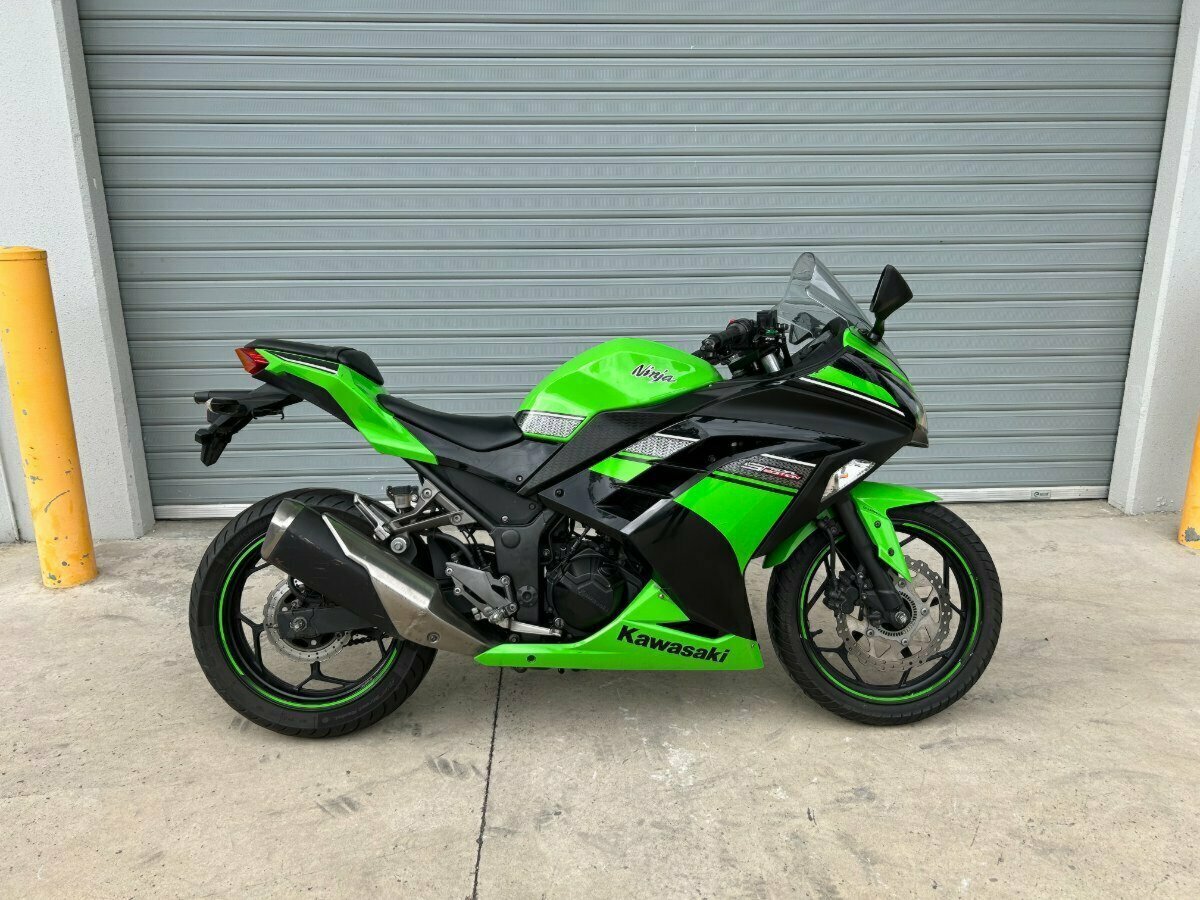 2016 KAWASAKI NINJA 300 SPORTS