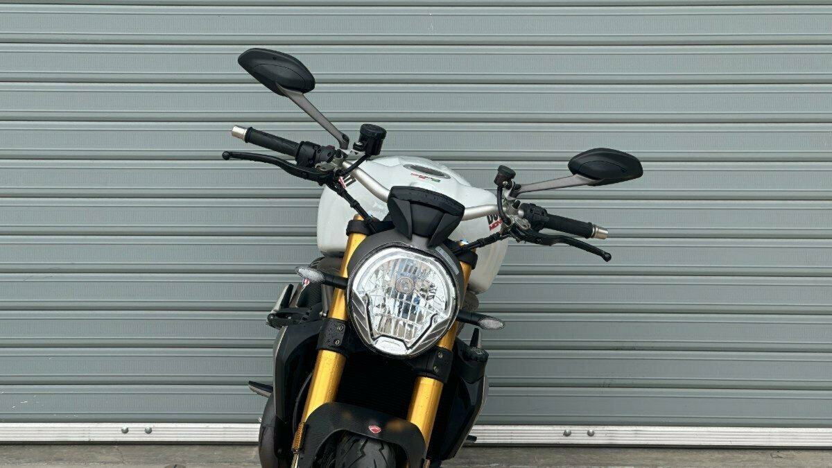 2015 DUCATI MONSTER 1200